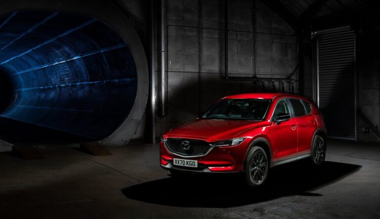 bFlash vine cu update pentru noile modele Mazda